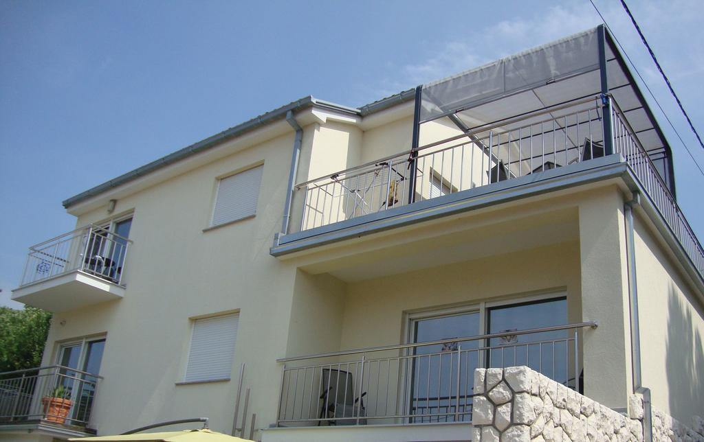Apartments Ilona Novi Vinodolski Buitenkant foto
