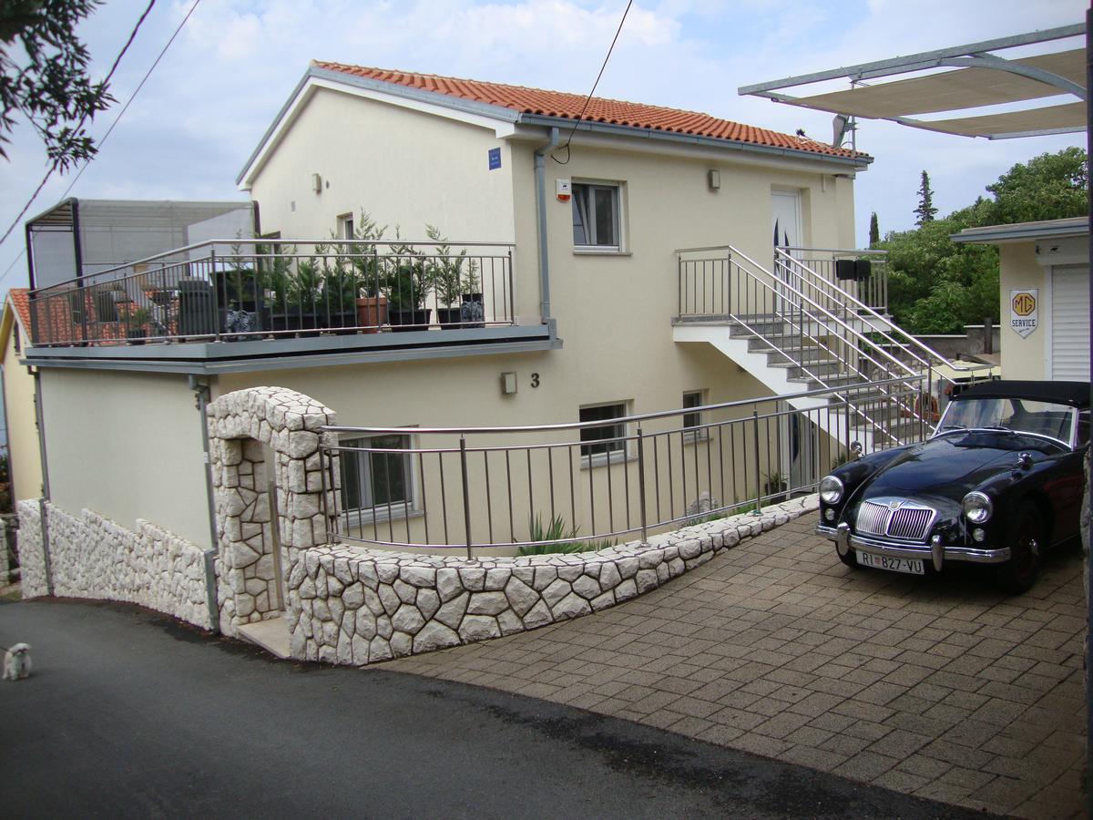 Apartments Ilona Novi Vinodolski Buitenkant foto